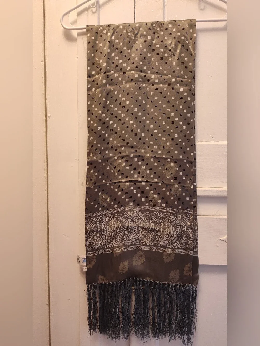 Men's Vintage Edelweiss Gray Leaf Design Fringe Silk Scarf